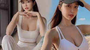 'Nữ thần âm nhạc' xinh đẹp như thiên thần, body lại nóng bỏng gợi cảm